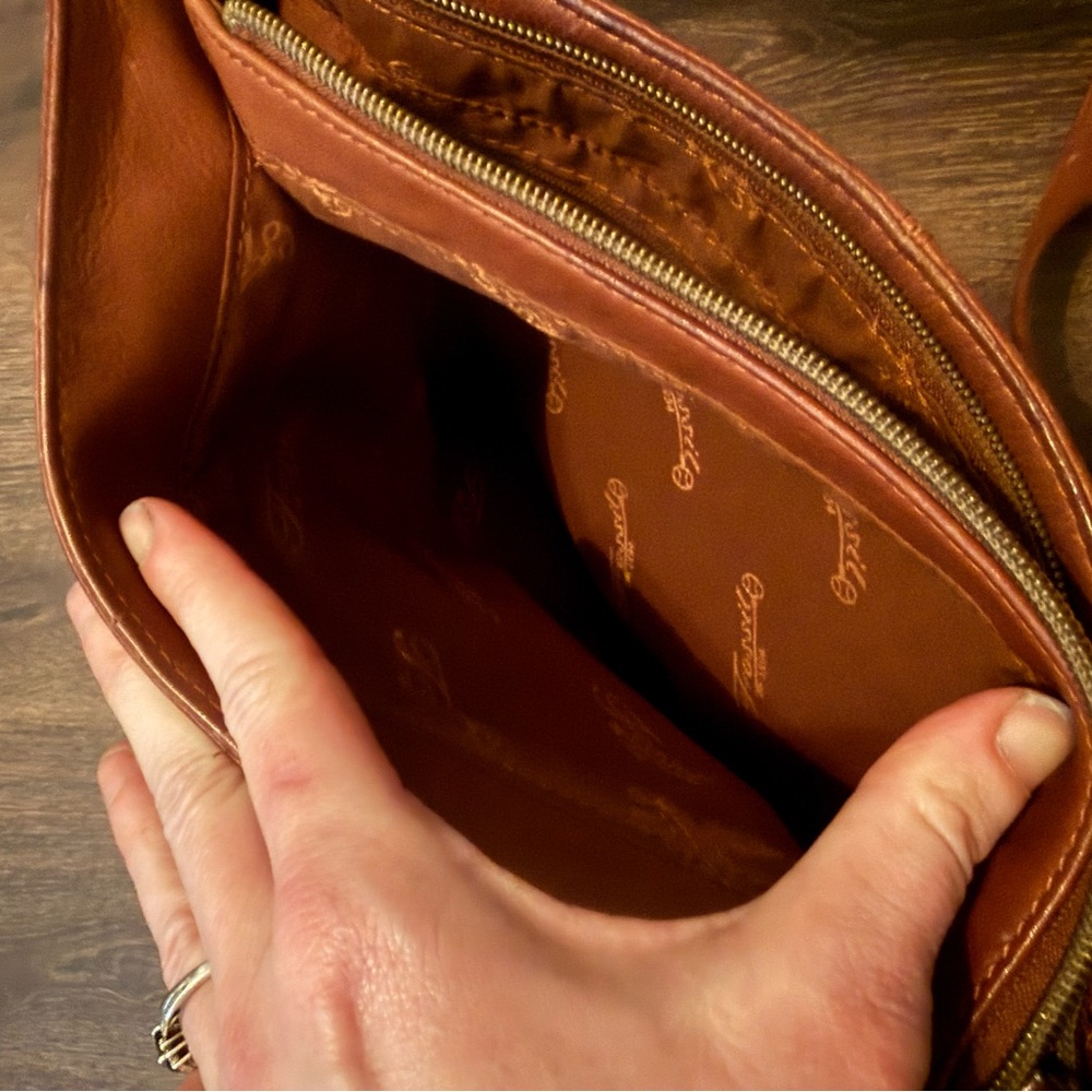 Vintage Fossil leather satchel - Picture 7 of 11